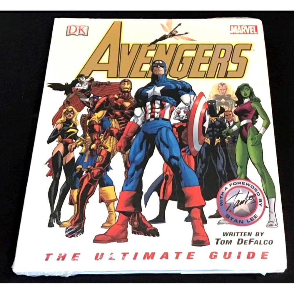 AVENGERS ULTIMATE GUIDE Marvel Comics Hard Cover Book-2005-NEW